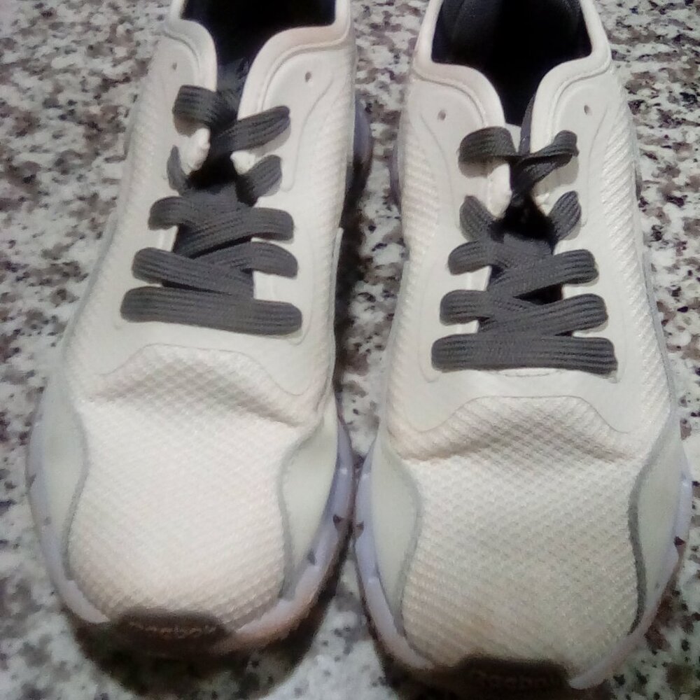 Reebok Zig Sneakers